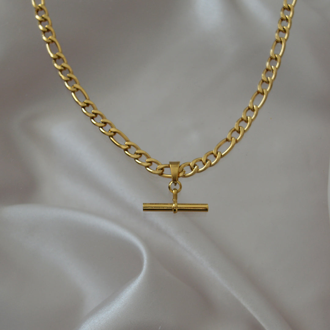 TITAN. Gold T Bar Necklace IMPERFECT