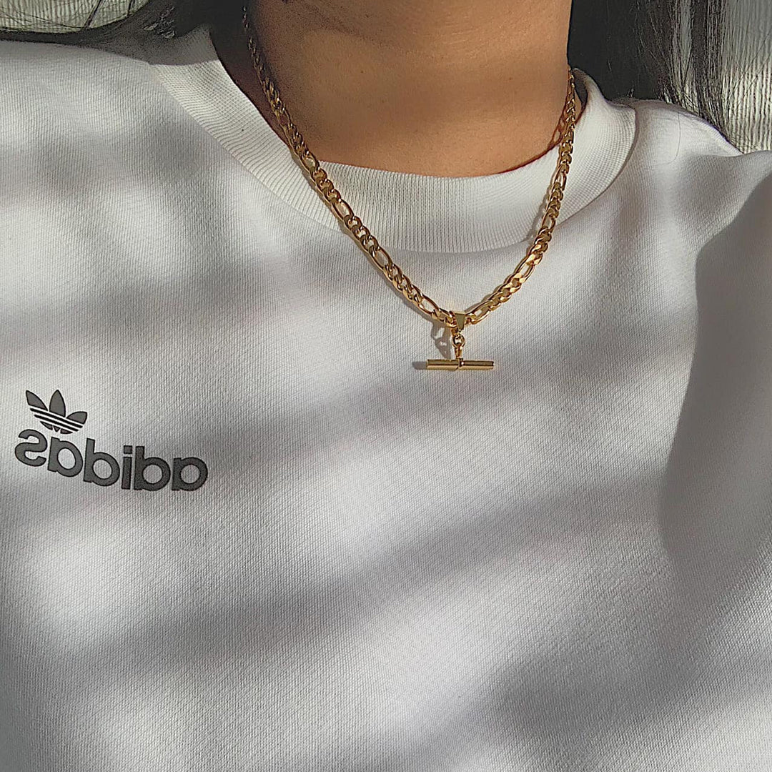 TITAN. Gold T Bar Necklace IMPERFECT