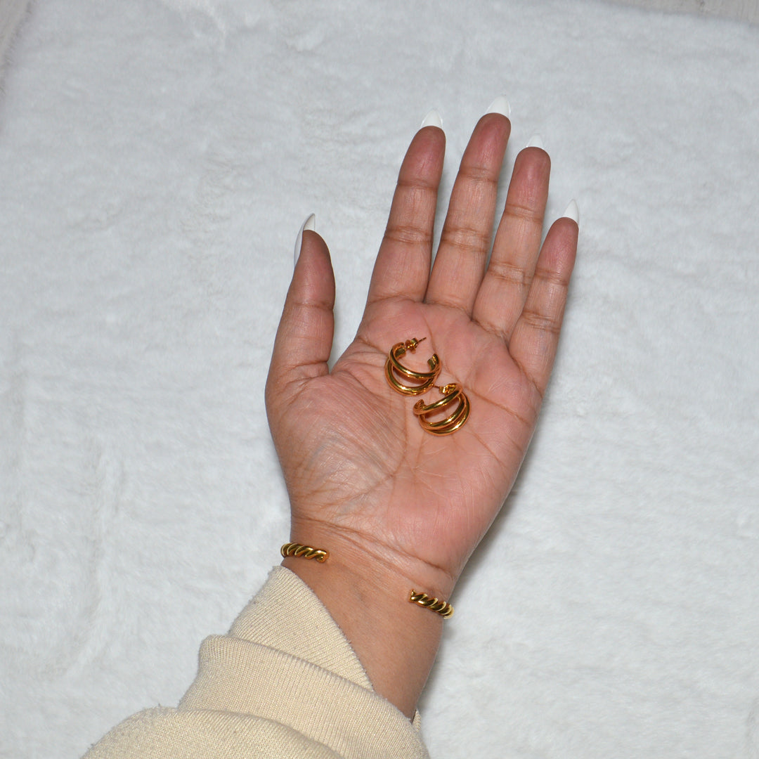 TRINITY. Gold Triple Hoop Earrings