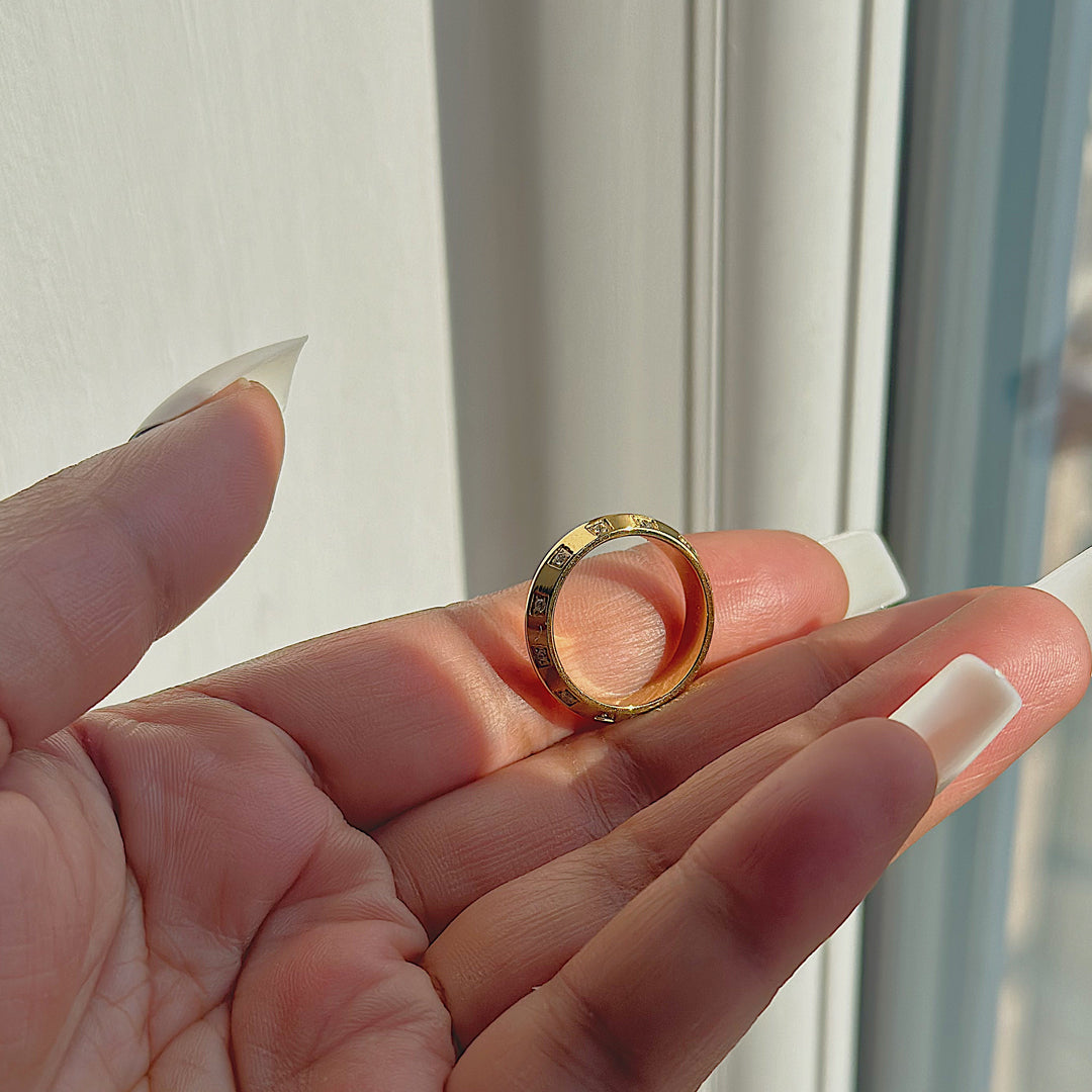 VICEROY. Gold Crystal Geometric Ring