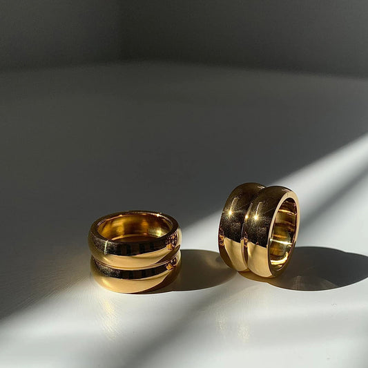 VIKING. Gold Double Barrel Ring