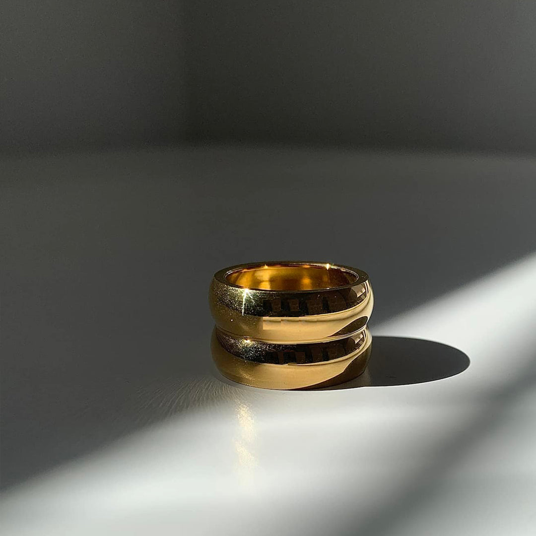 VIKING. Gold Double Barrel Ring