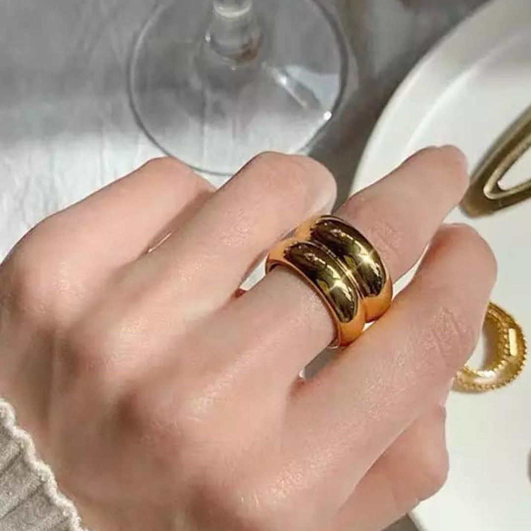 VIKING. Gold Double Barrel Ring