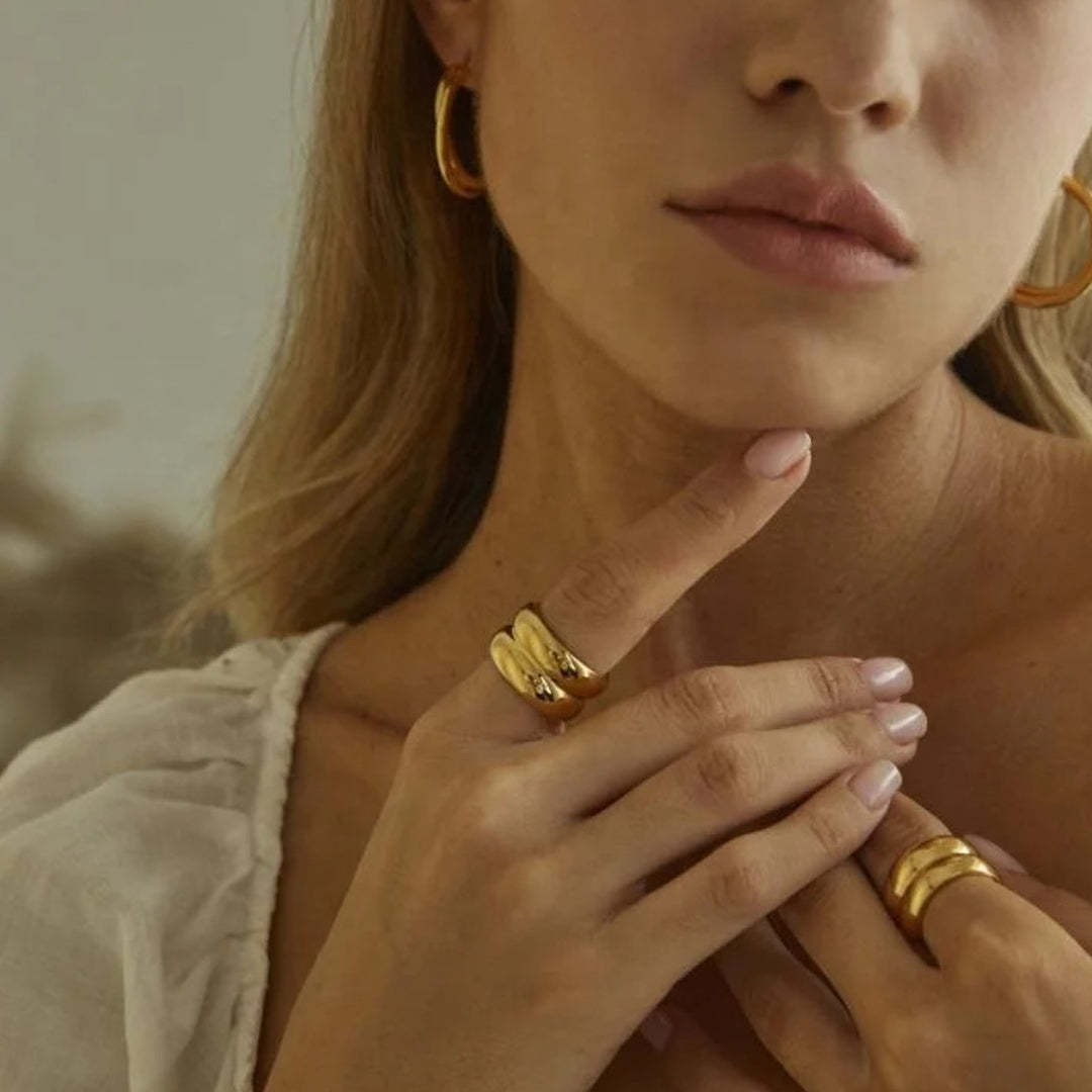 VIKING. Gold Double Barrel Ring